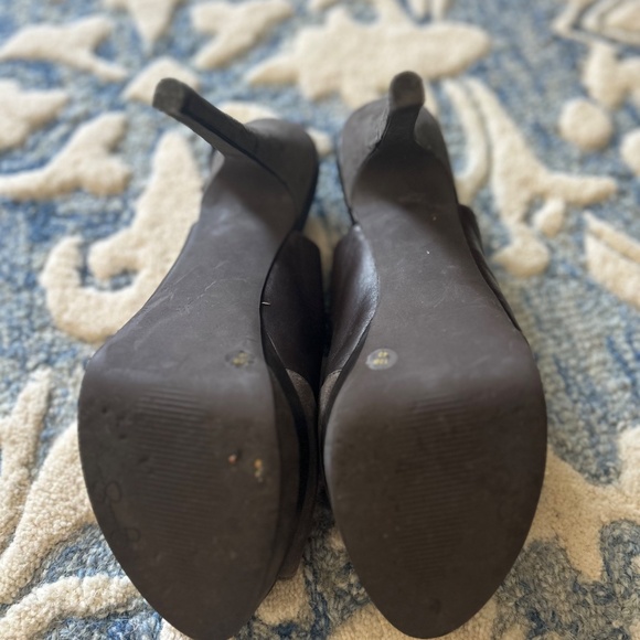 Jessica Simpson Leather Platform Heels Size 10B - Picture 4 of 4